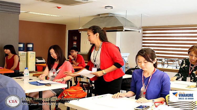 Khóa luyện IELTS của trường CIA