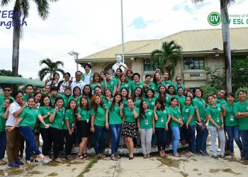 Học tiếng anh trong môi trường đại học với UV English