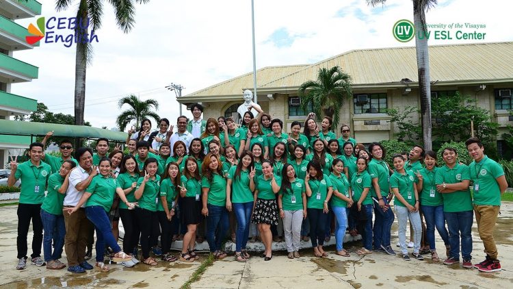 Học tiếng anh trong môi trường đại học với UV English
