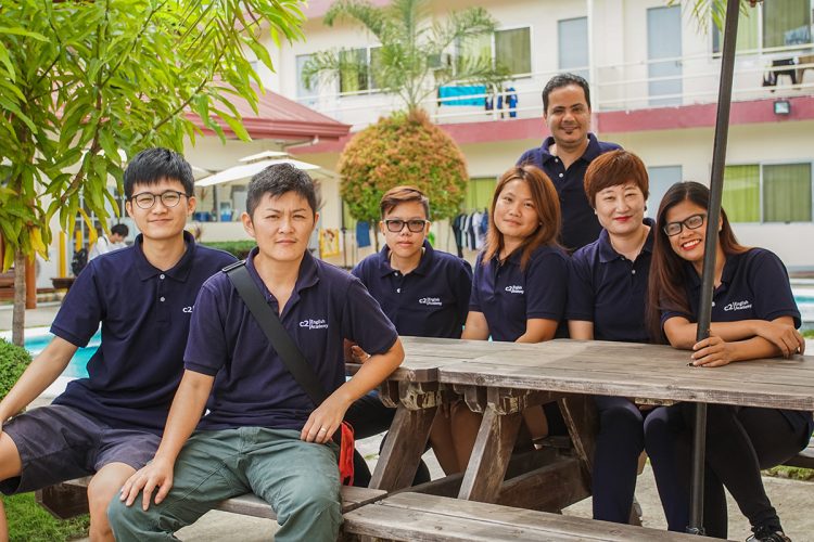 Học bổng khủng trường C2 UBEC cùng Vinahure
