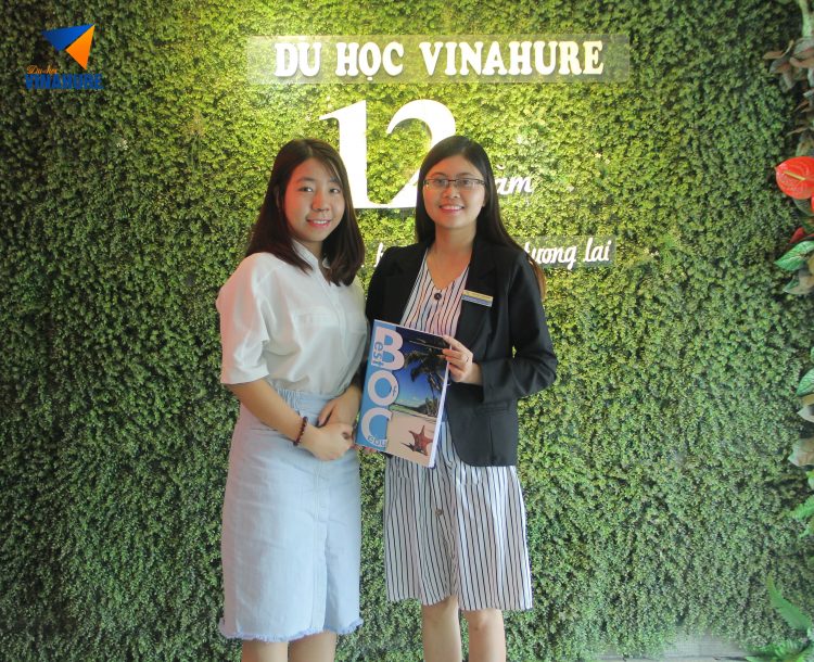 Tiếp đại diện trường BOC Philippines tại trụ sở chính Vinahure