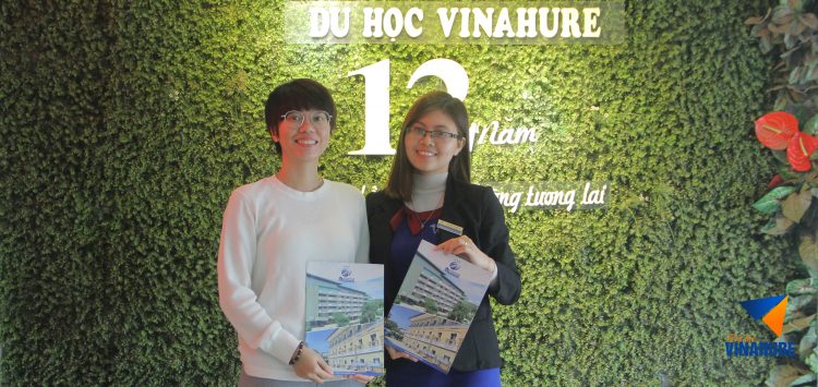 Đại diện trường Anh ngữ UV Philippines ghé thăm văn phòng Vinahure Hà Nội