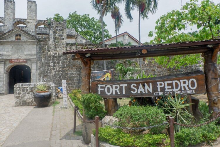 Vì sao Cebu lại có sức hút với học sinh đến thế?