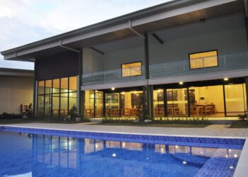 Khoá tiếng Anh giao tiếp (ESL) trường Anh Ngữ I.BEEZE, Cebu, Philippines