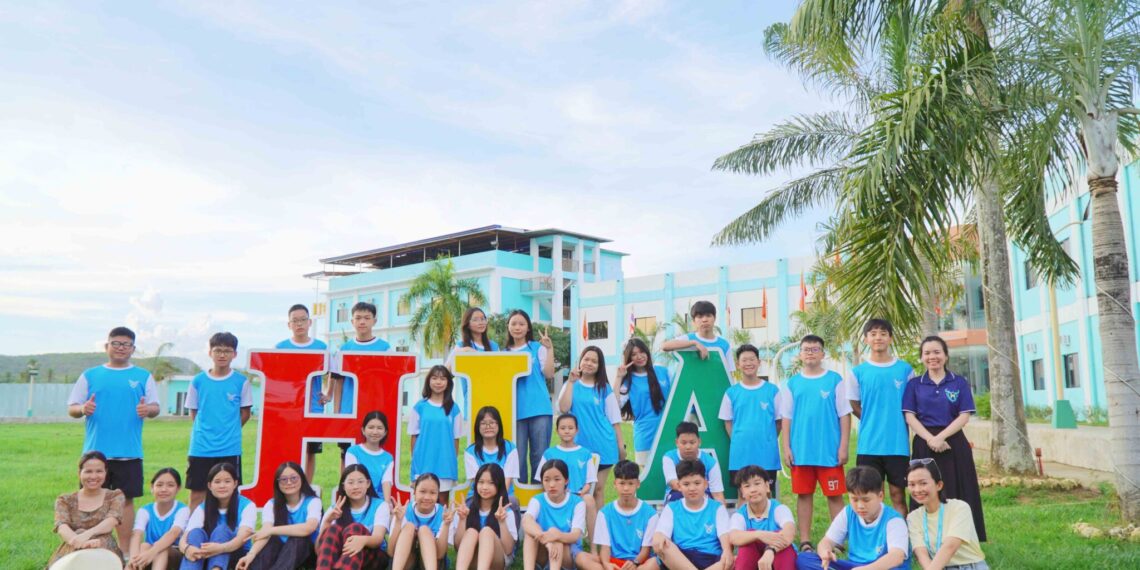 TRẠI HÈ TRƯỜNG ANH NGỮ HLA 2026